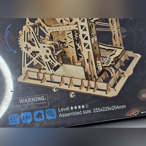 ROKR Magic Crash Lift Coaster LG503 3D Wooden Puzzle Model Kit Marbles Balls New - Picture 3 of 5
